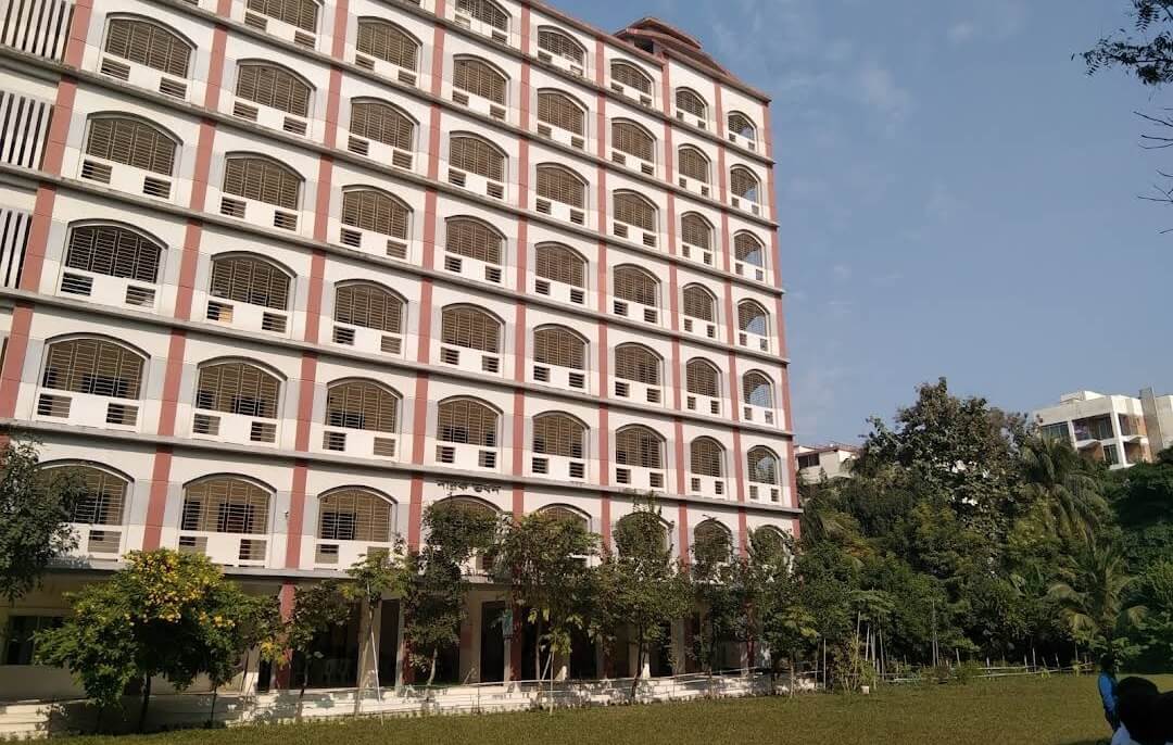 Top 10 national university in dhaka