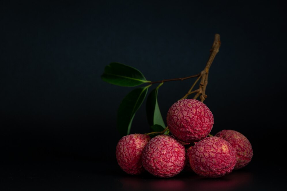 লিচুর উপকারিতা ও অপকারিতা