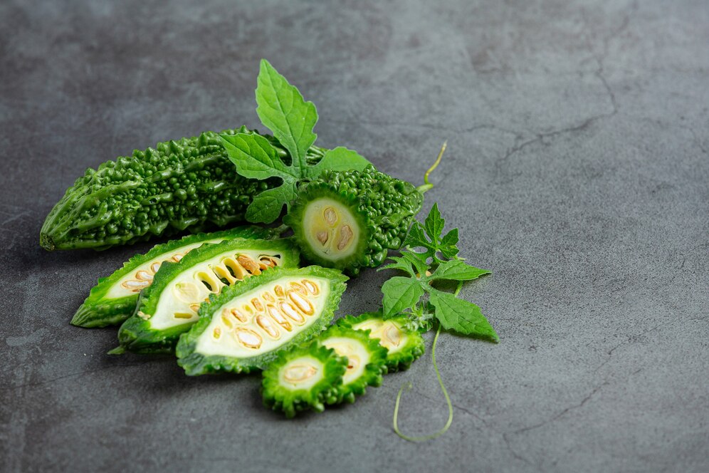 করলার উপকারিতা ও অপকারিতা
